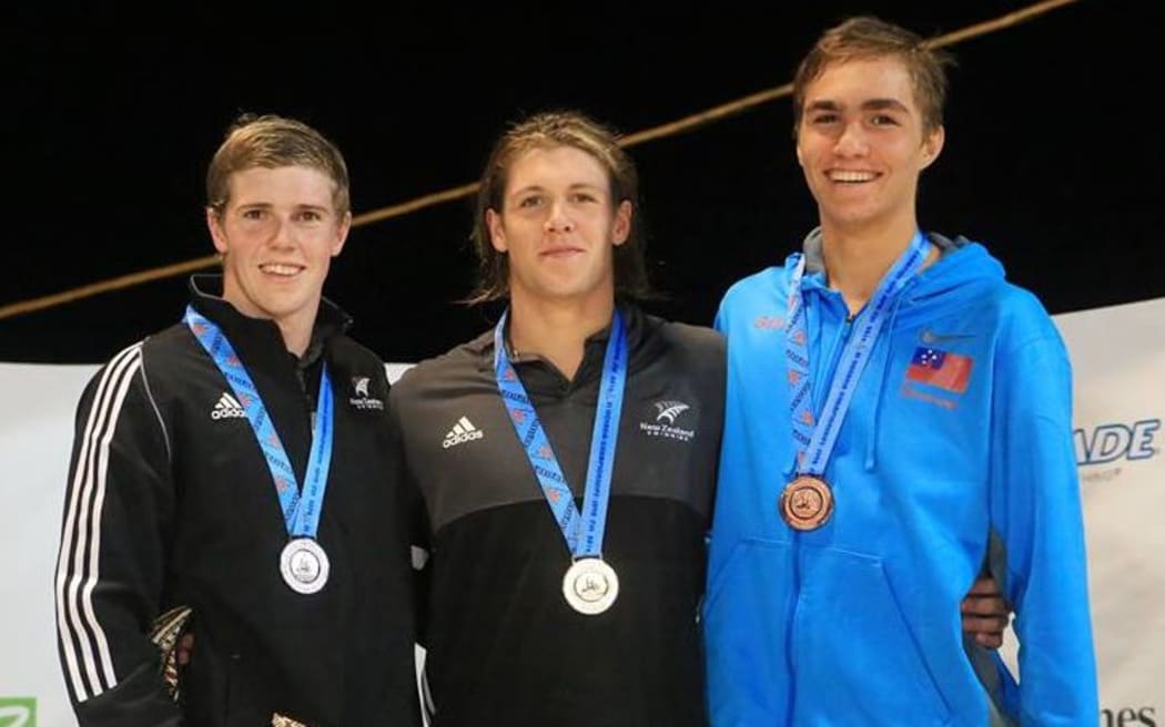 Samoa's Brandon Schuster (R) won bronze in the men's 400m Individual Medley final.