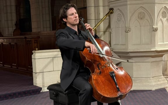 CMNZ: Daniel Müller-Schott