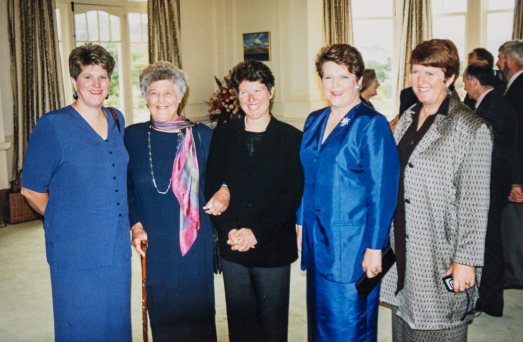 Jenny Shipley with her three sisters and mother, the day she was sworn in as New Zealand's first woman Prime Minister.