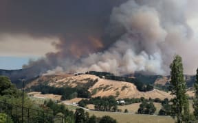 The fire burns near Worsley Valley in the Port Hills in Christchurch on Thursday 16 February.