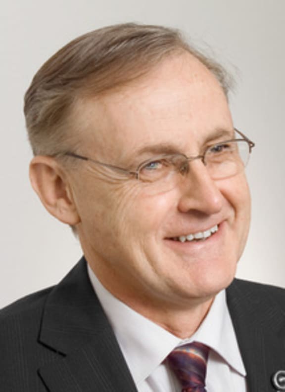 Alan Bollard.
