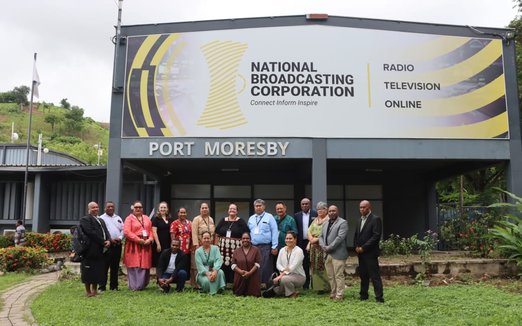 Eight of Tonga's senior journalists met with their counterparts in Port Moresby to discuss issues affecting them and look at solutions to the issues they face.