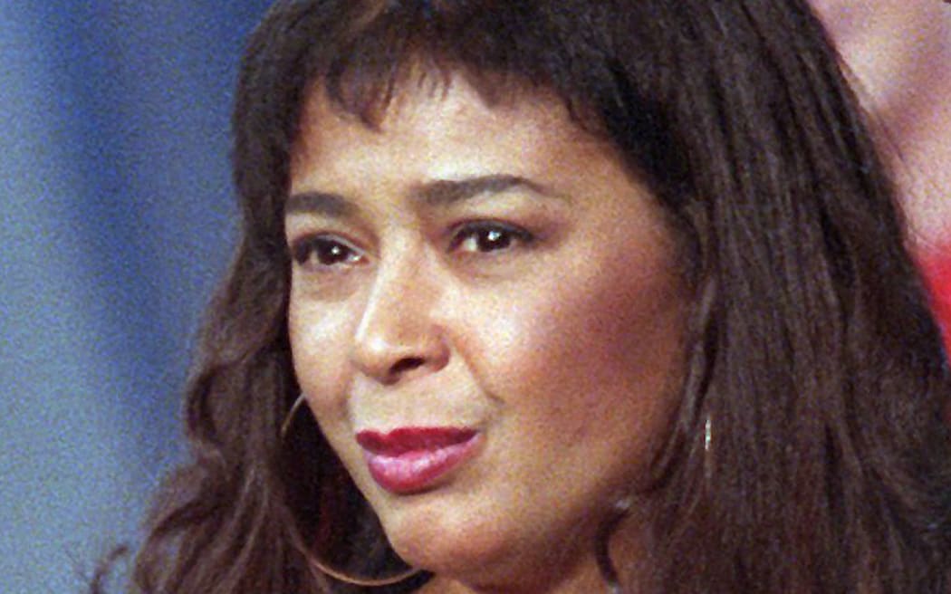 FILED - 20 January 2001, Bremen: Irene Cara stands at the show "Wetten, dass ...?". She presented her new single "What A Feeling" (known from the hit movie "Flashdance") at that time. The singer Irene Cara is dead. The performer of the 1980s hits "Fame" and "Flashdance ... What a Feeling" died at her Florida home, according to her agent. Recrop. (To dpa ""Flashdance" hit singer Irene Cara died") Photo: Ingo Wagner/dpa (Photo by INGO WAGNER / DPA / dpa Picture-Alliance via AFP)