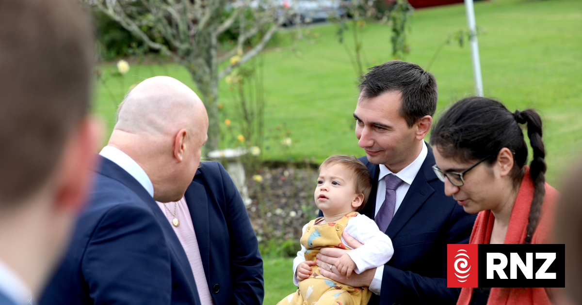 Budget 2026: First-time mums prioritised in promise for longer post-natal stays