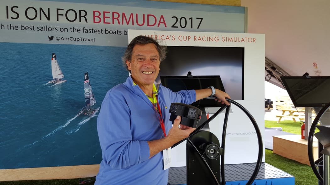 ARL's Ian Taylor in Bermuda with a simulator produced by the Dunedin firm