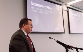 Grant Robertson at Callaghan Innovation in Wellington.