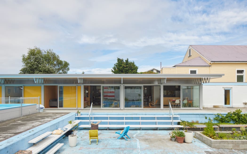 Gonville Pool House's sunken garden.
