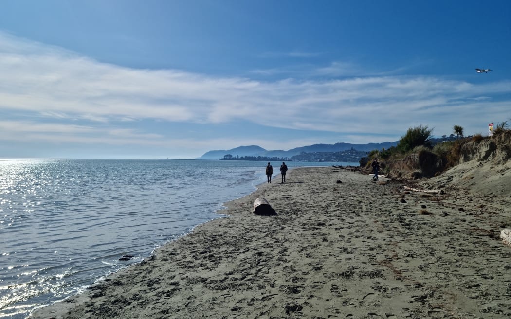 Tāhunanui Beach, Nelson.