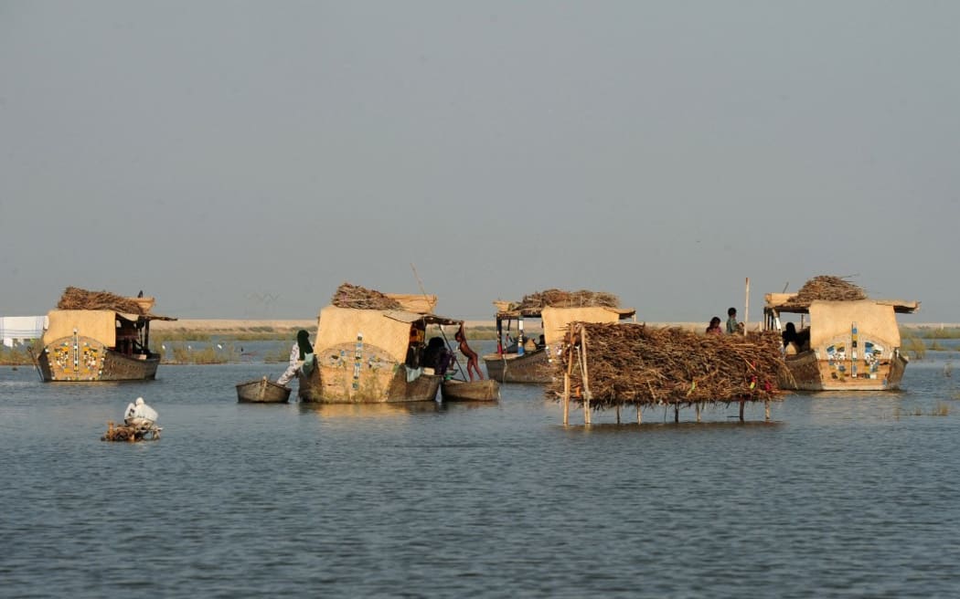 Pakistan's biggest lake, Manchar Lake.