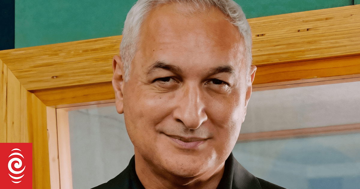Mike McRoberts Reflects on Māori Language Representation in New Zealand News: 'It Was Virtually Non-Existent'