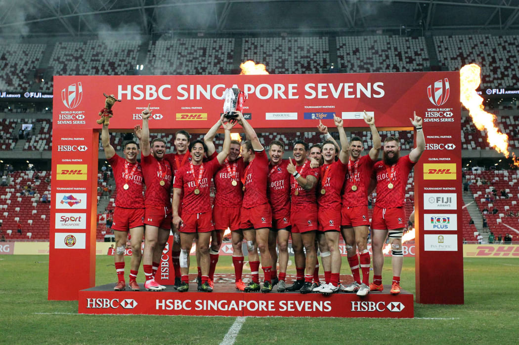 Canada lift the 2017 Singapore Sevens title.