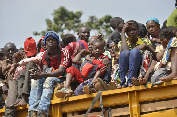 Chadians have been fleeing the CAR city of Bangui by land and air.