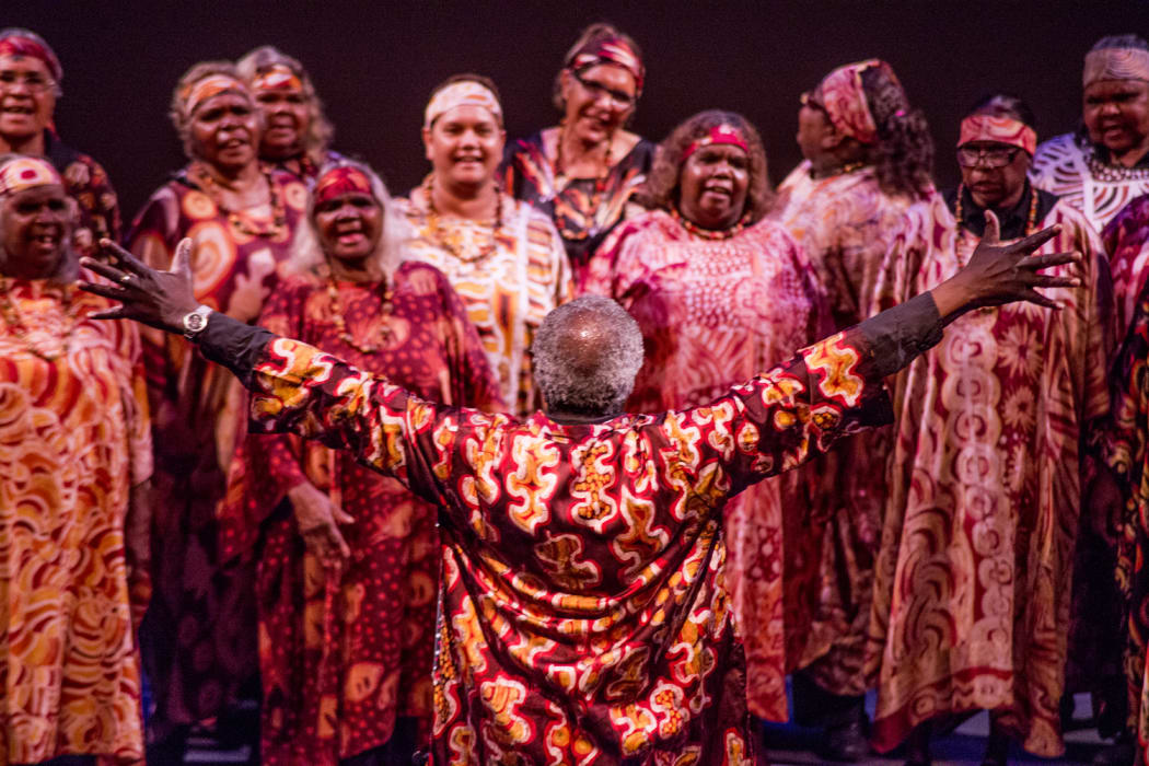 Morris Stuart with the Central Australian Aboriginal Women’s Choir