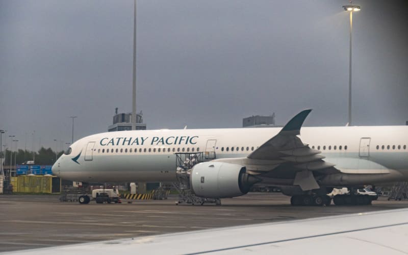 Cathay passenger tries to open aircraft door mid-flight from
