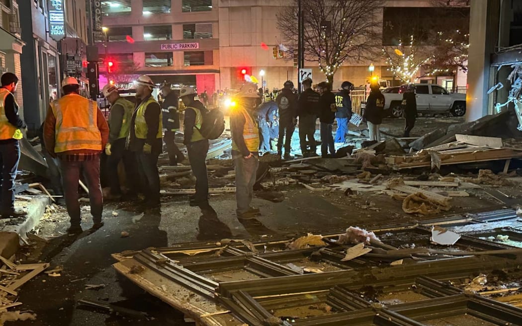 Responders at the scene of an explosion in Fort Worth, Texas