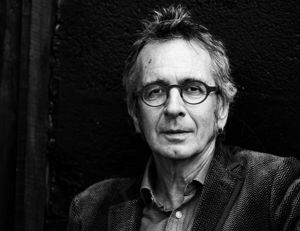Author Colin Hogg