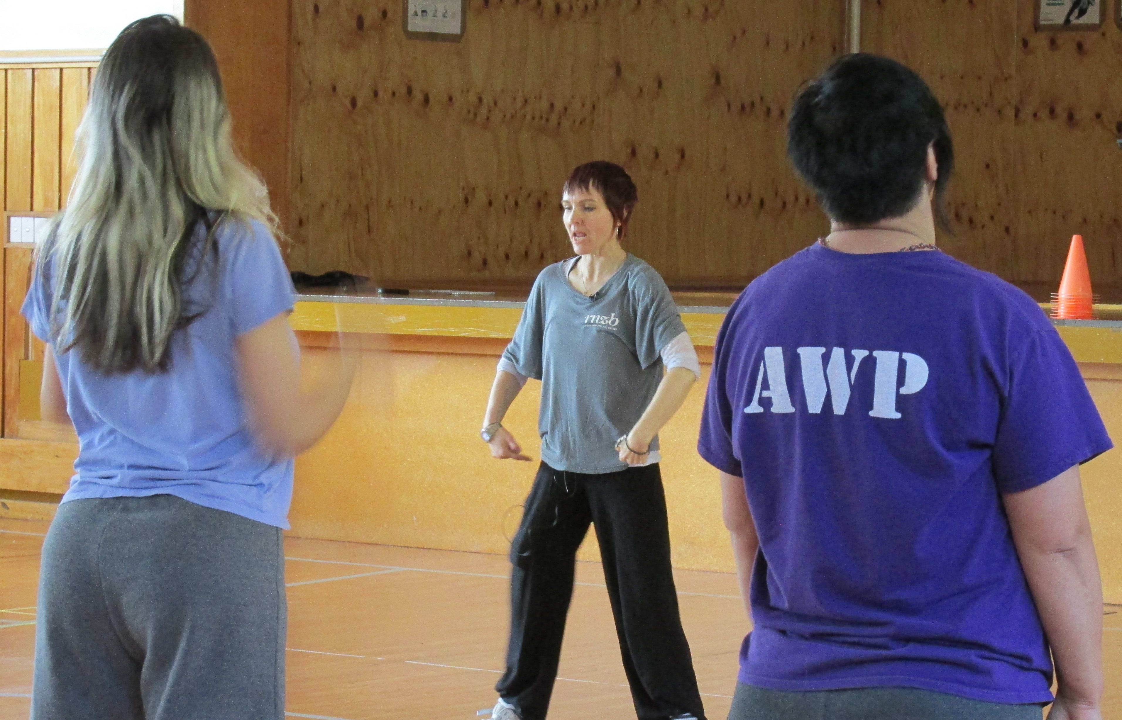 RNZB's Pagan Doran teaching Arohata inmates ballet