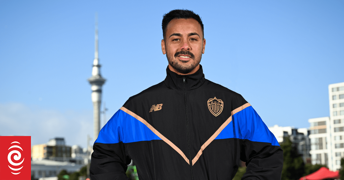 One player, two clubs: Howieson's Auckland football journey