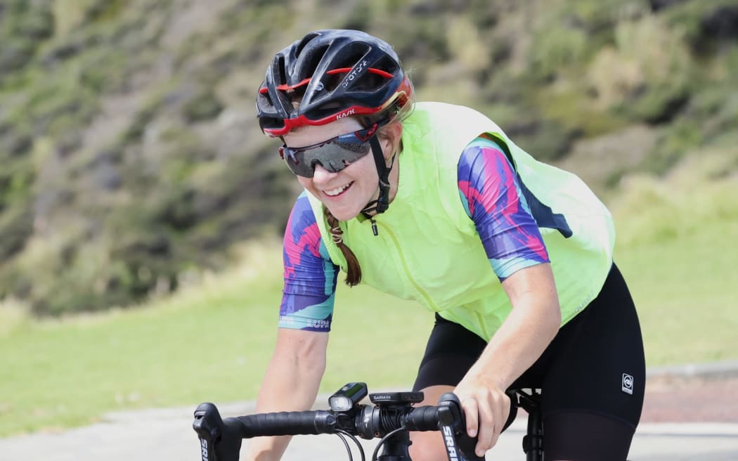 Meet the Hamilton nurse who cycled her way into the record books RNZ News