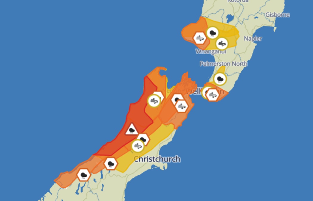 MetService has issued a 'red warning' for heavy rain from Fox Glacier north to Buller.