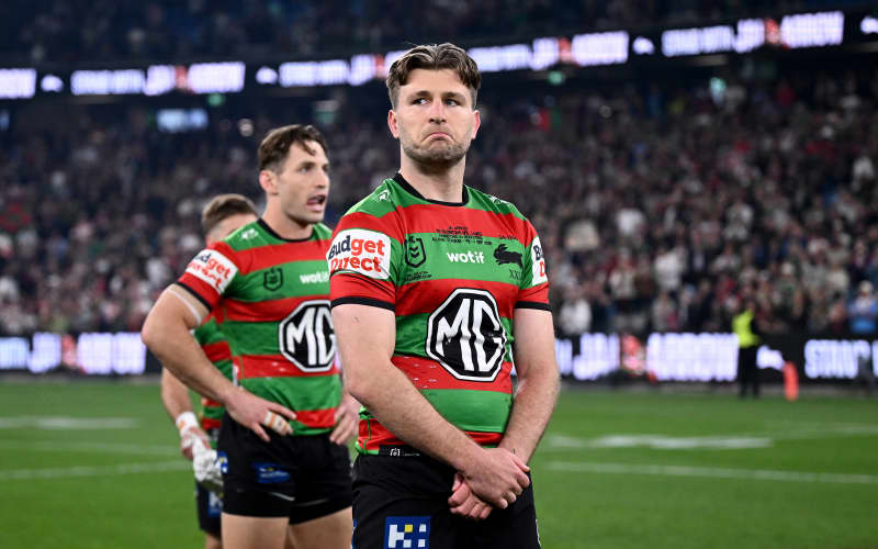 League fans fuming after Sky cuts to betting ad as Jai Arrow walks out for  100th game | RNZ