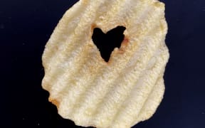 The auction of Bianca McPherson's heart shaped holed potato has raised $20,000 for Starship Children's Hospital.