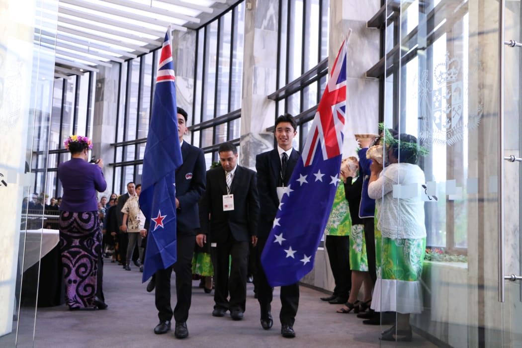 Descendants of 45 Cook Island soldiers who enlisted in the First World War commemorate their tupuna (ancestors) by re-enacting their arrival at Parliament.