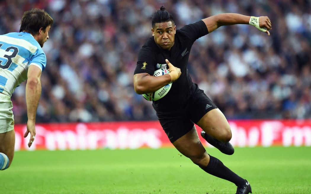 Julian Savea in full flight against Argentina