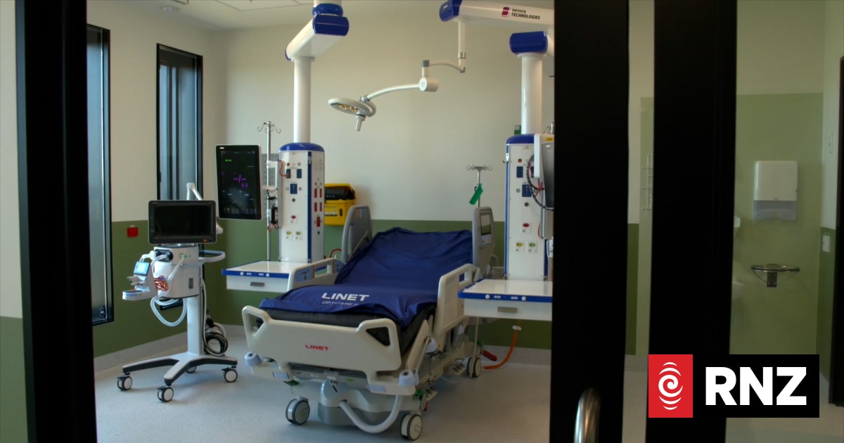 Staff shortage leaves new Waitākere Hospital ICU ward empty