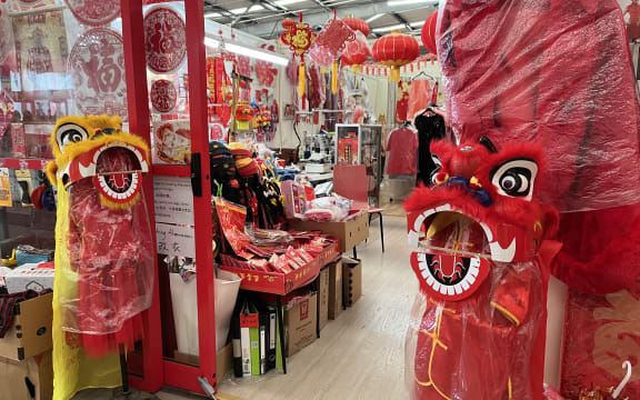 "Chinatown" is a large warehouse located in Botany, which includes an Asian supermarket, a food court with Asian cuisines, and more than 80 Chinese business.