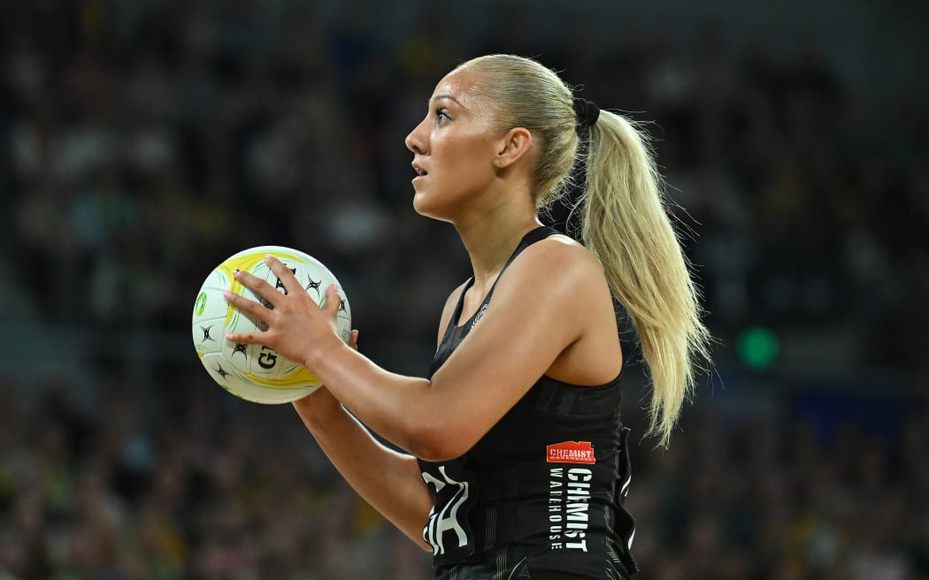 Martina Salmon in action for the Silver Ferns.