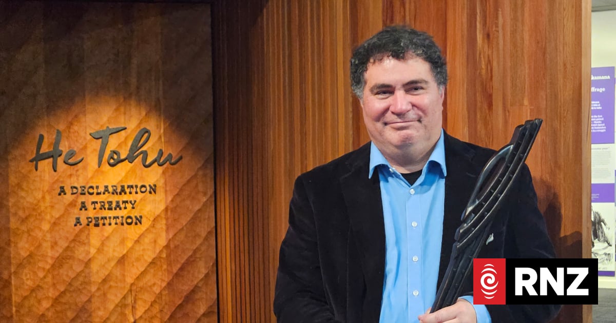 'There's a rongoā within the kupu Māori' - NZ poet laureate
