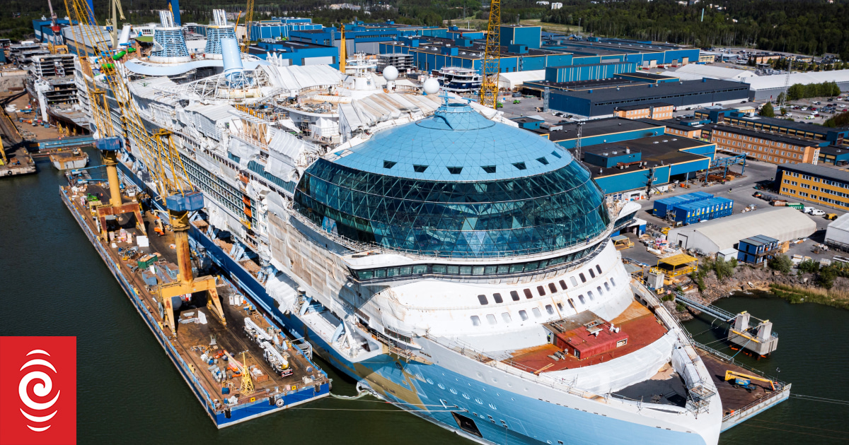 Icon of the Seas: World's largest cruise ship to set sail from Miami - Vimarsana News