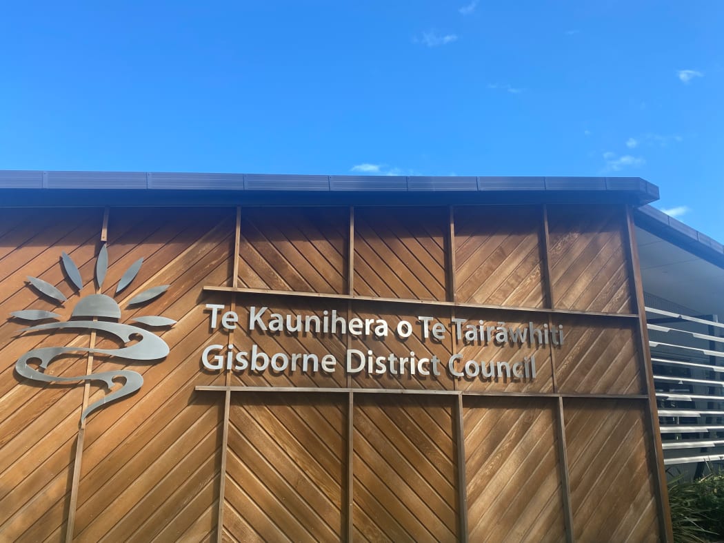 Debate swirled at the council for over an hour on Thursday as councillors discussed the best options for the organisation to address its carbon output.