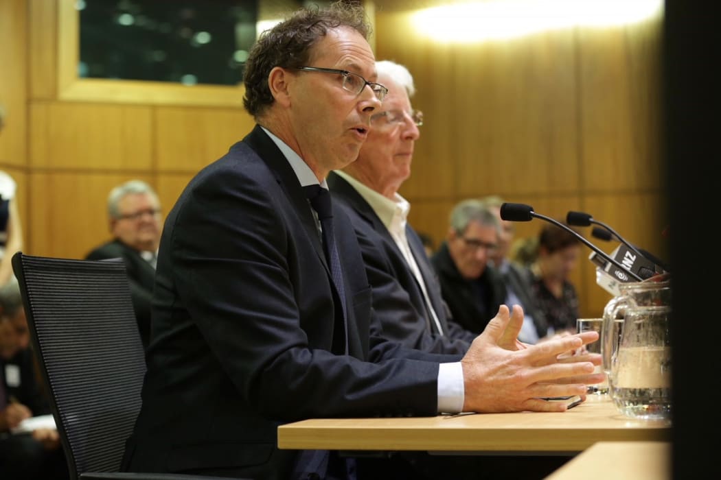 RNZ chief executive Paul Thompson (left) and chair Richard Griffin front up to the Select Committee.