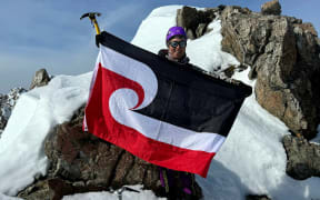 Holly Beckham aims to fly the Tino Rangatiratanga flag on Mt Everest.