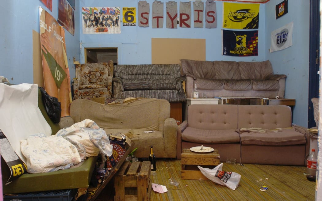 The lounge of 11 Dundas St, photographed on 27 July, 2004.