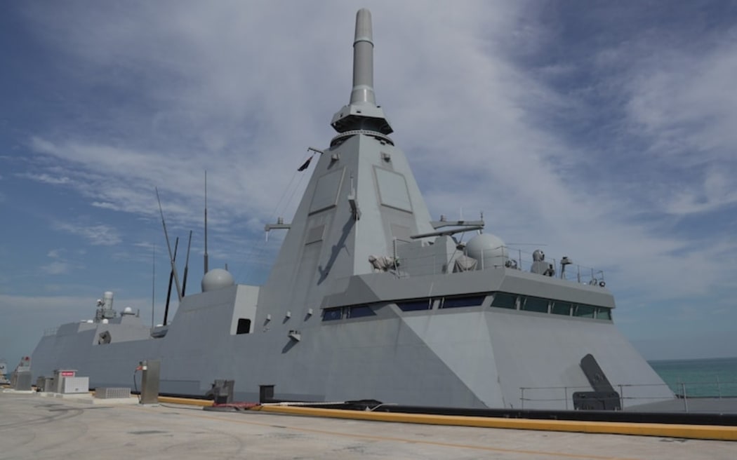 Cabinet has picked the Japanese Mogami-class frigate.