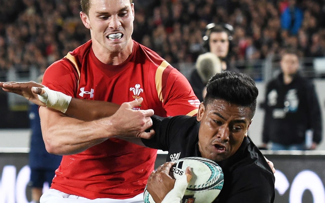 Julian Savea scored a great try but had a tough night against George North in the first test against Wales.