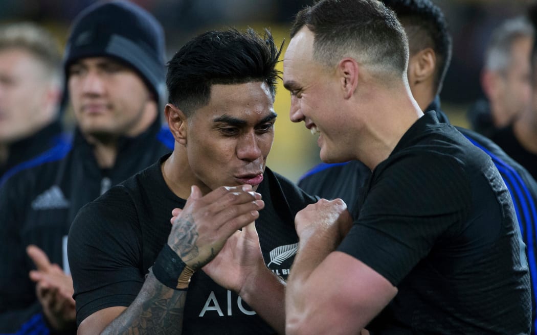 Malakai Fekitoa and Israel Dagg celebrate an All Blacks win