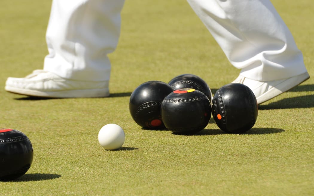 lawn bowls