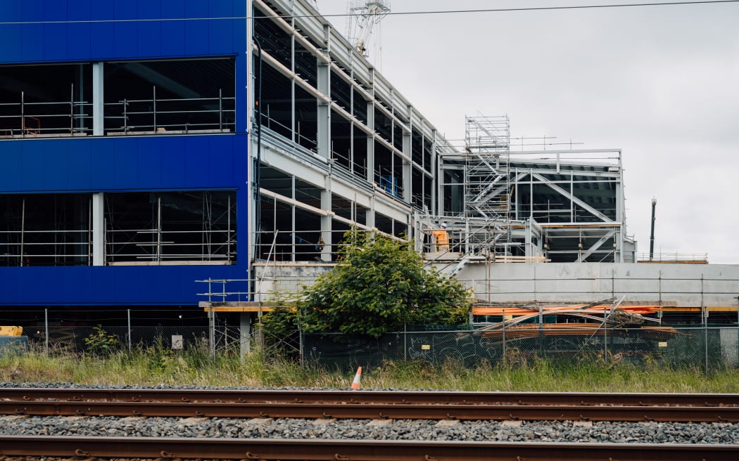 The iconic blue walls in the Ikea building in Sylvia Park started being installed in November 2024. The new store will be three levels with a ground-level car park on the first floor and will feature a Swedish restaurant and food market, as well as two full-scale houses as part of its showroom.