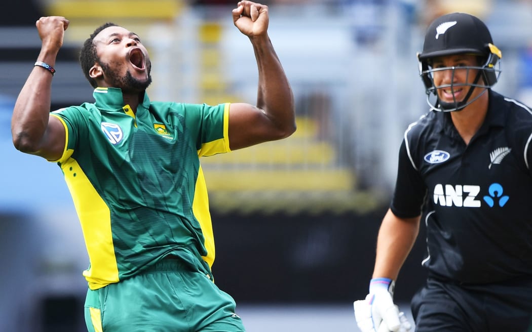 Andile Phehlukwayo celebrates as he traps Ross Taylor LBW.