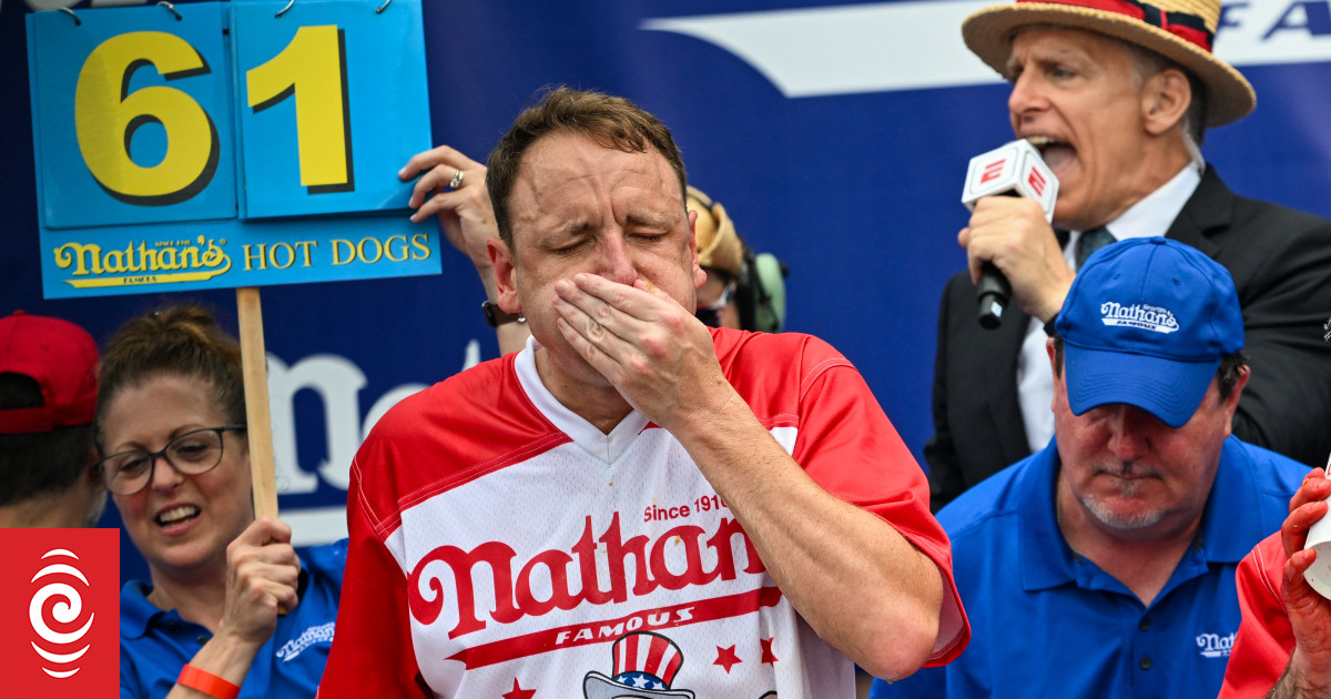 US competitive eating star Joey Chestnut banned from contest over vegan deal - Vimarsana News