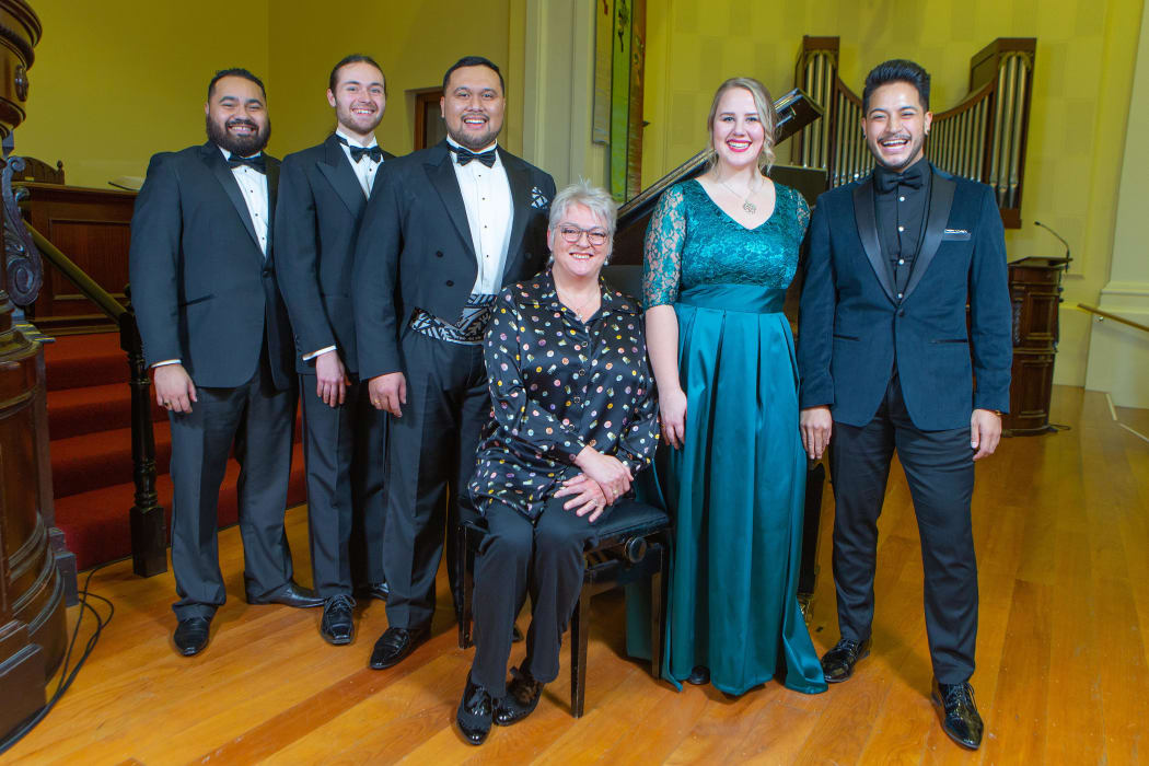 Lexus Finalists 2018 (L-R) Manase Latu, Joe Haddow, Joel Amosa, Eliza Boom, Felipe Manu with Adjudicator Lisa Gasteen