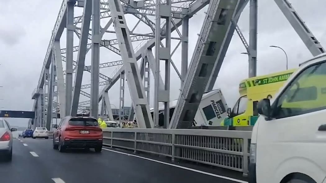 Truck crash on Auckland's Harbour Bridge.