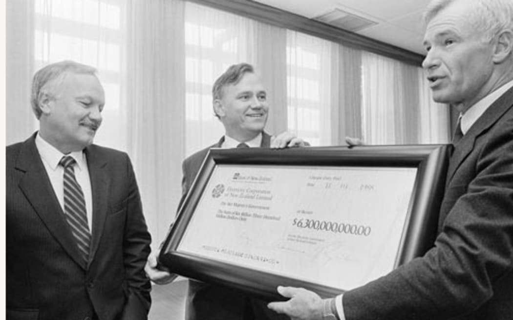 Roger Douglas selling off state assets in 1988