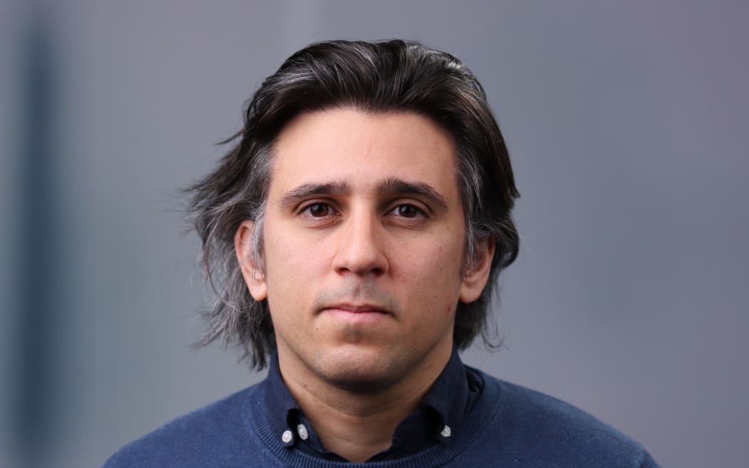 Josef Taalbi.