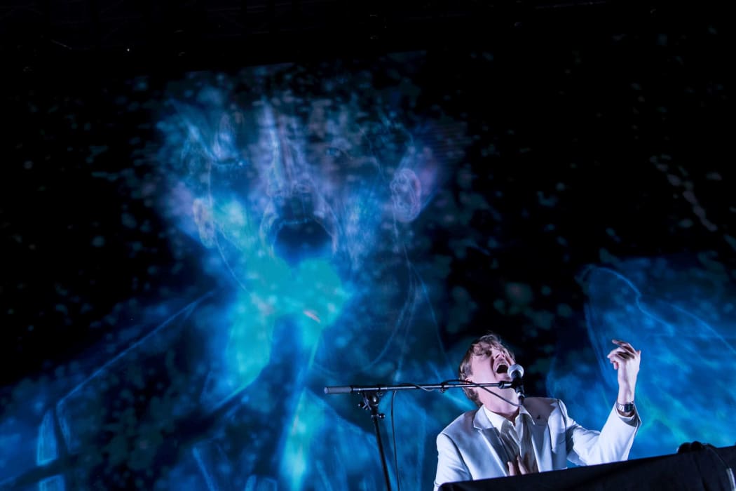 Ron Gallipoli performs Green Light at the Silver Scroll Awards, Dunedin 2017