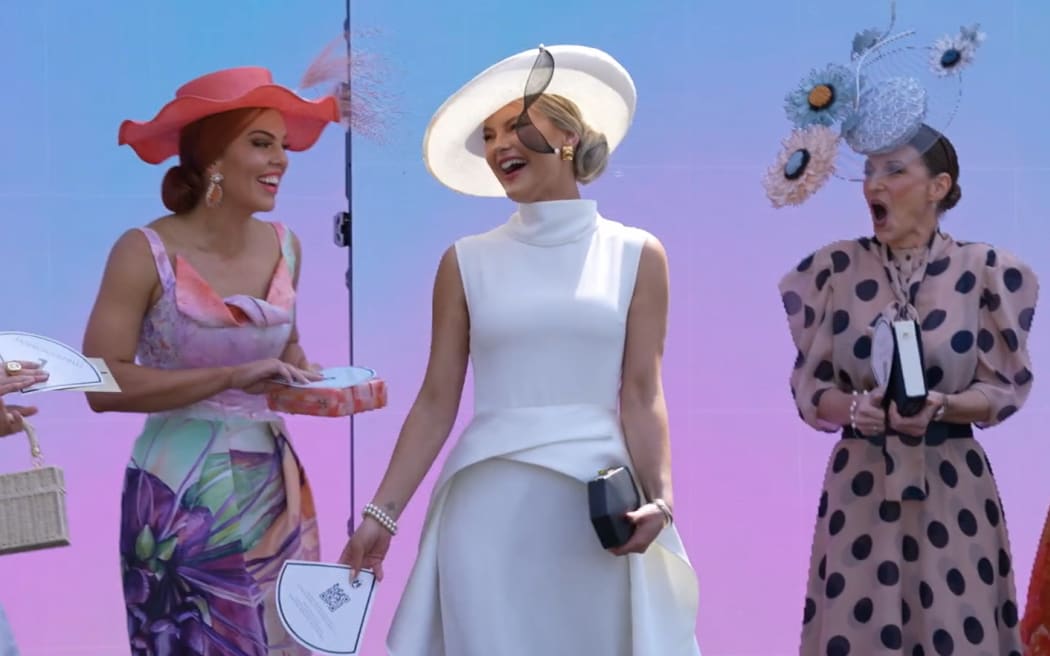 Waikato woman scoops top fashion prize at Melbourne Cup week | RNZ News